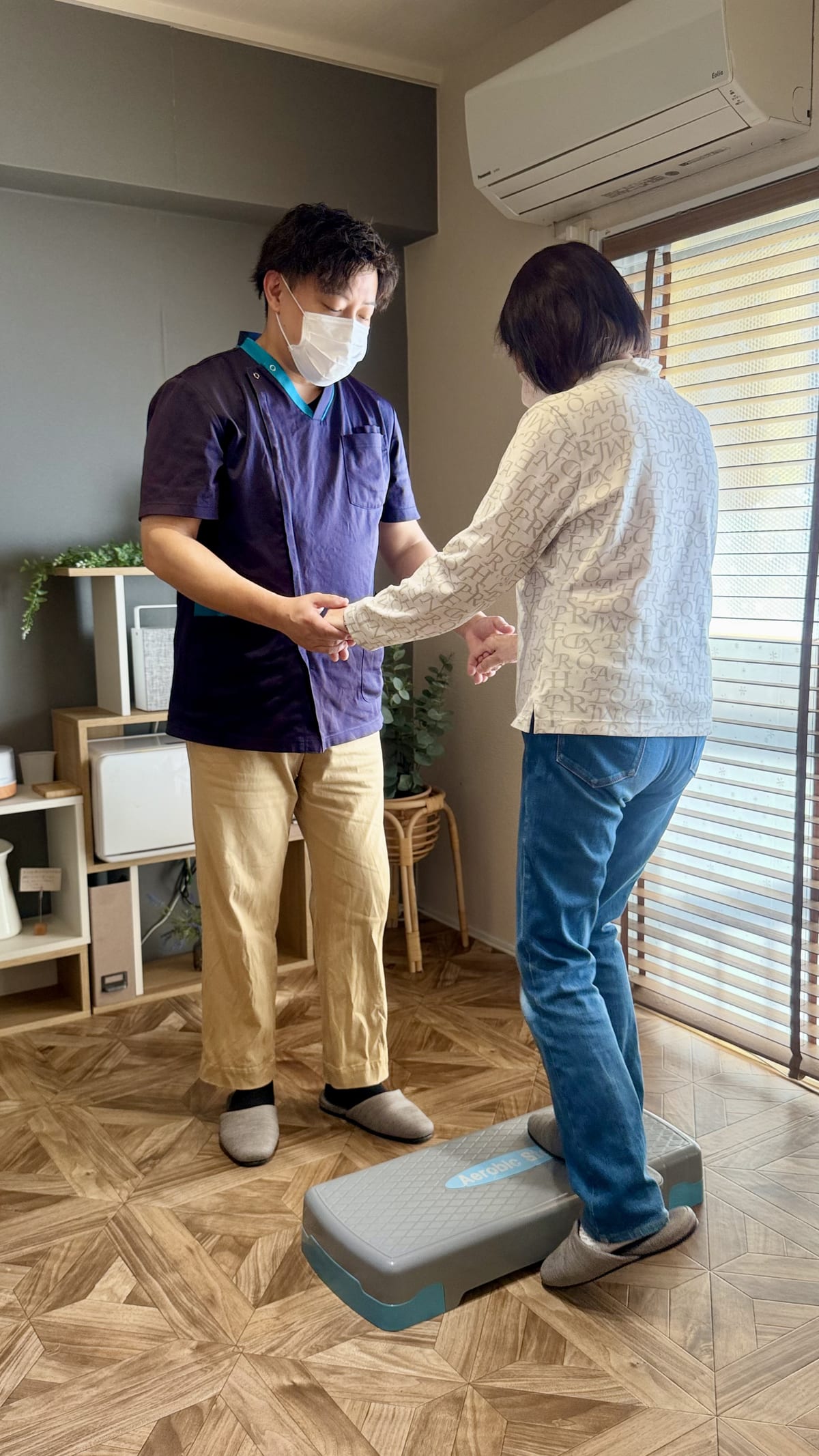 機能訓練の施術風景